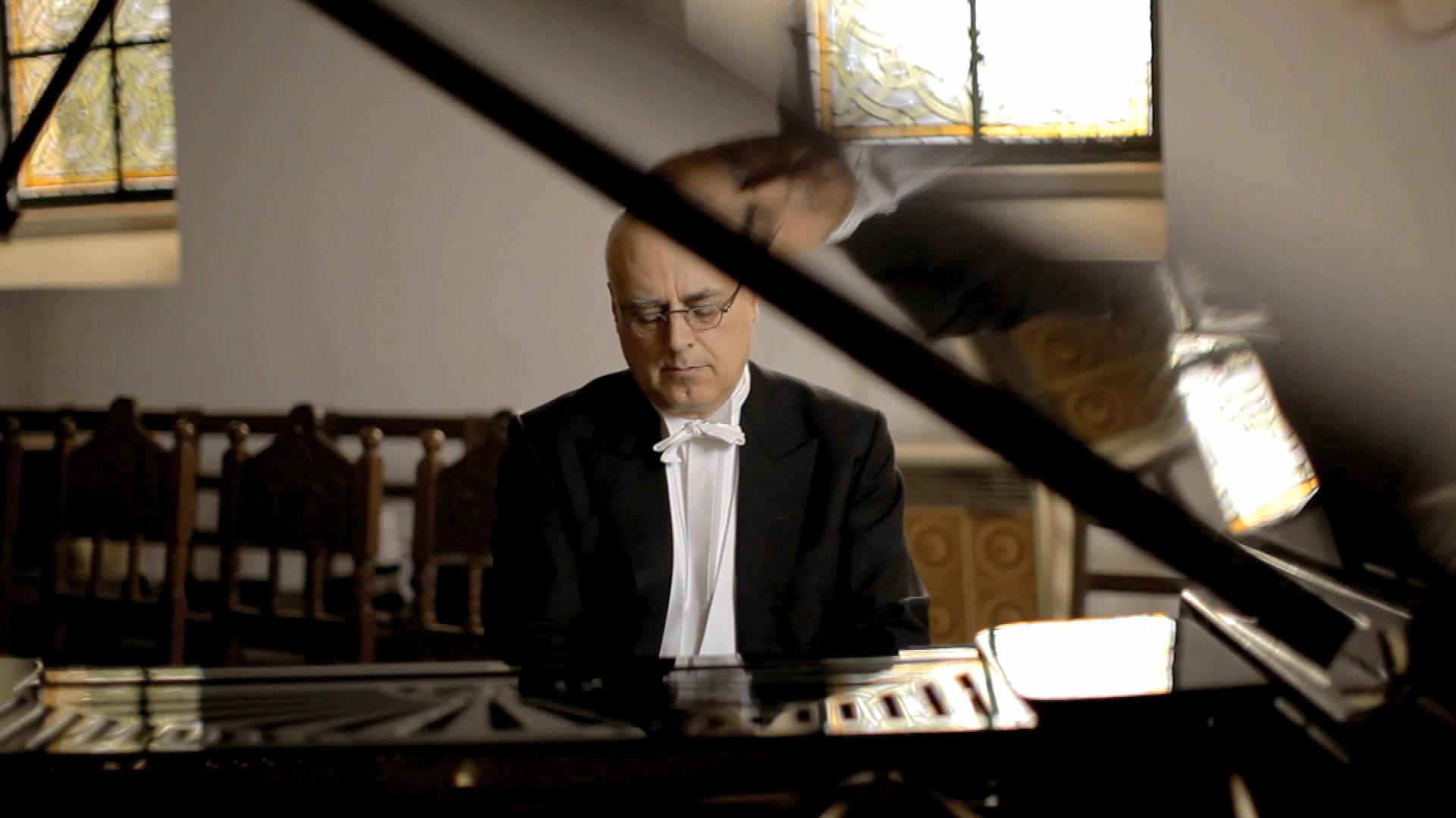 Nathan Steinhagen Pianist