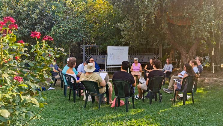 Altgriechisch Amerikaner im Garten der Musen