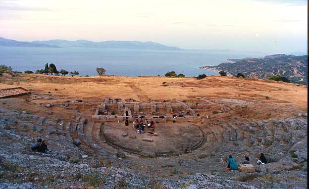 Ausflug des Hellenikon Idyllion zum Theater von Egeira