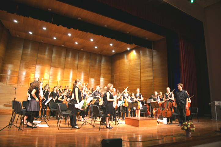 Das junge Sinfonieorchester des Angela Merici Gymnasiums aus Trier