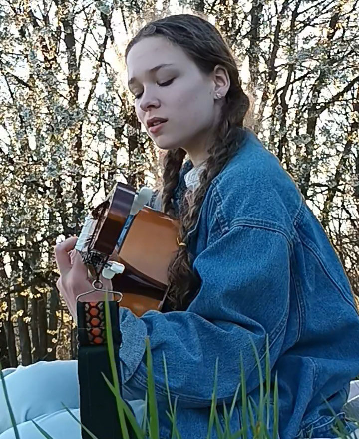 Guitarren- und Klavierunterricht Mathilde Becker